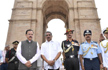 Parrikar writes to Mamata, protests her allegations against army